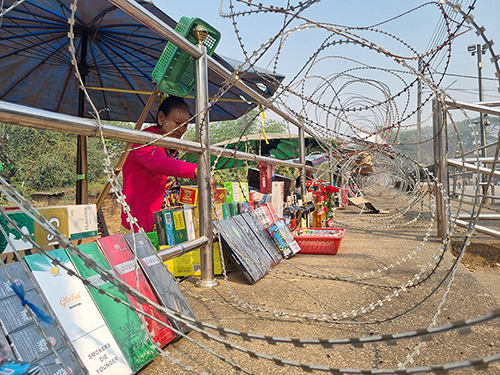 ミャンマーとの国境の町、メーソット